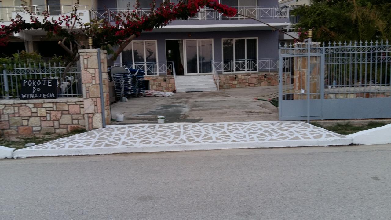 Irini Boutique Rooms!!! Himare Exterior foto